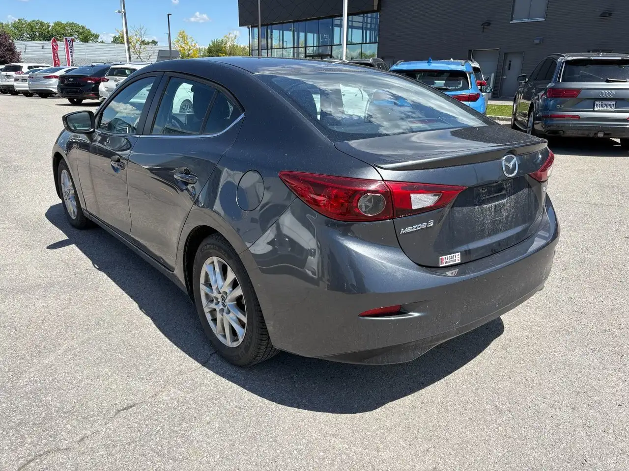 Mazda 3 снимка Mazda 3