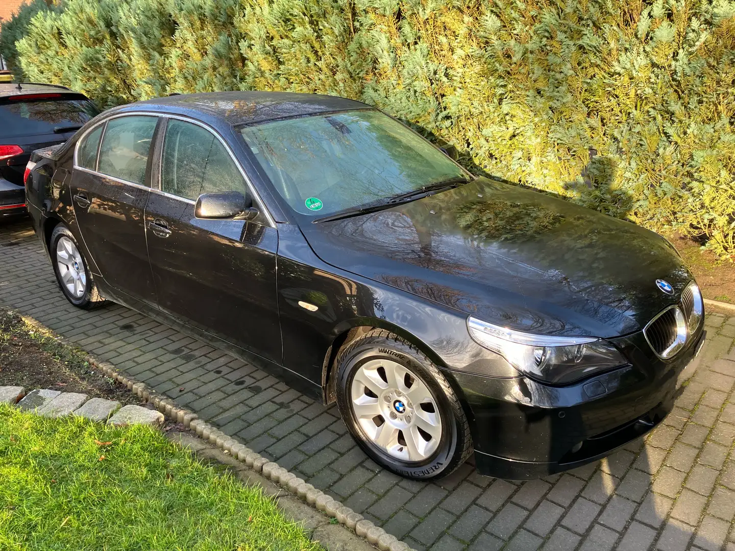 BMW 520 520i ,LPG Schwarz - 2