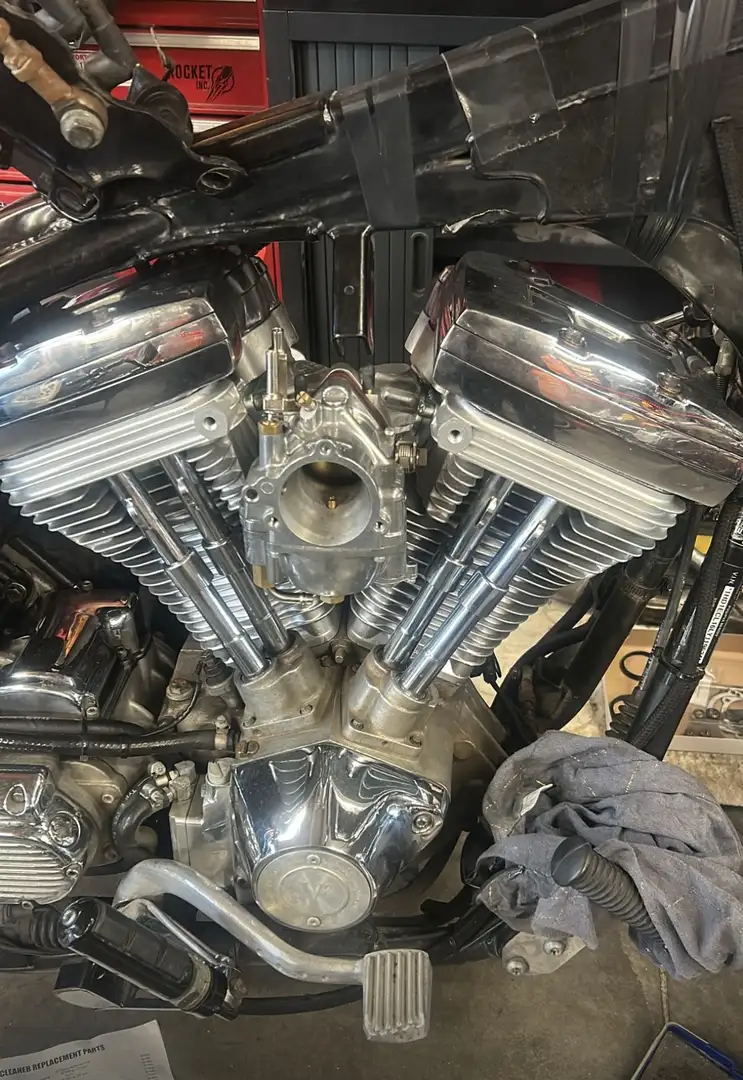 Harley-Davidson FXD Černá - 1