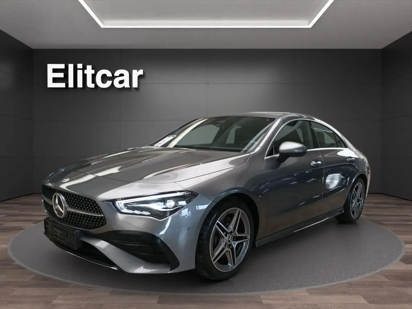 Mercedes-Benz CLA 200 Automatic AMG Line Advanced Plus Gris - 1
