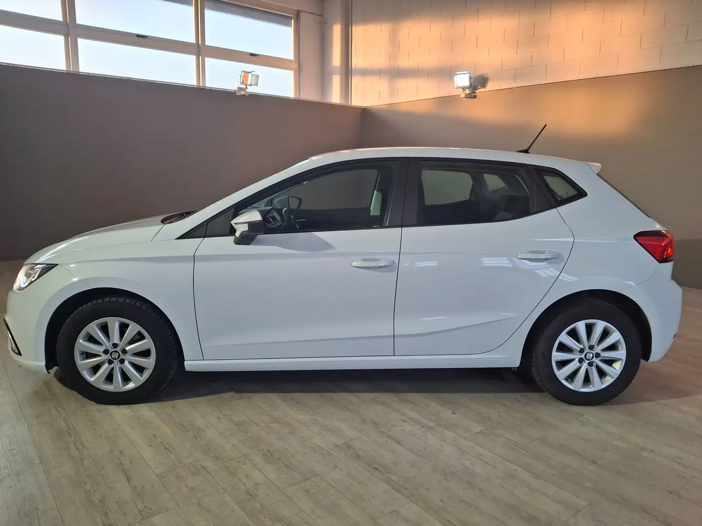 SEAT Ibiza Ibiza V 2017 1.6 tdi Reference 80cv Bianco - 2