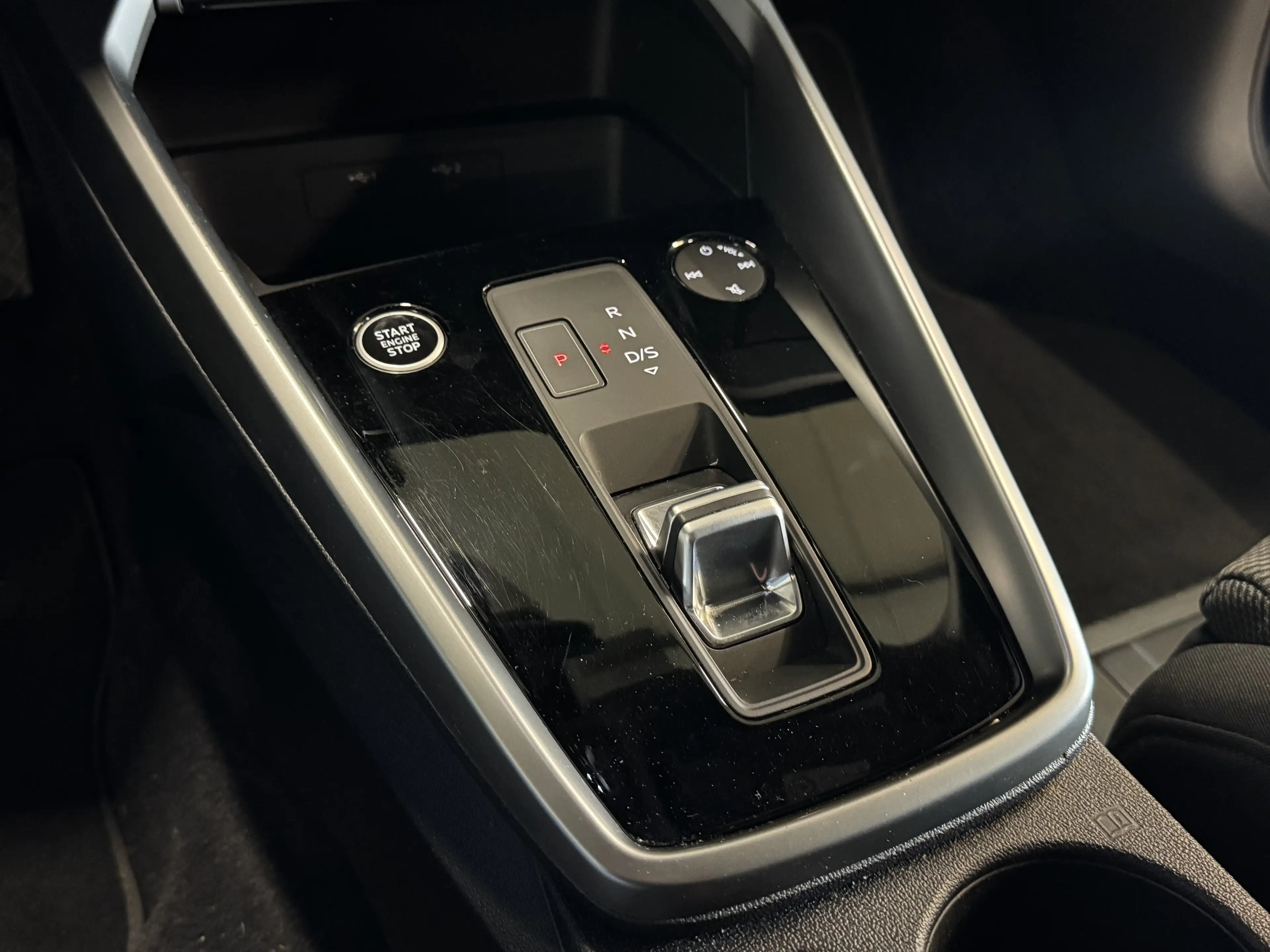 Audi A3 Sportback 30 TFSI S-tronic | Business edition | Na — photo 19