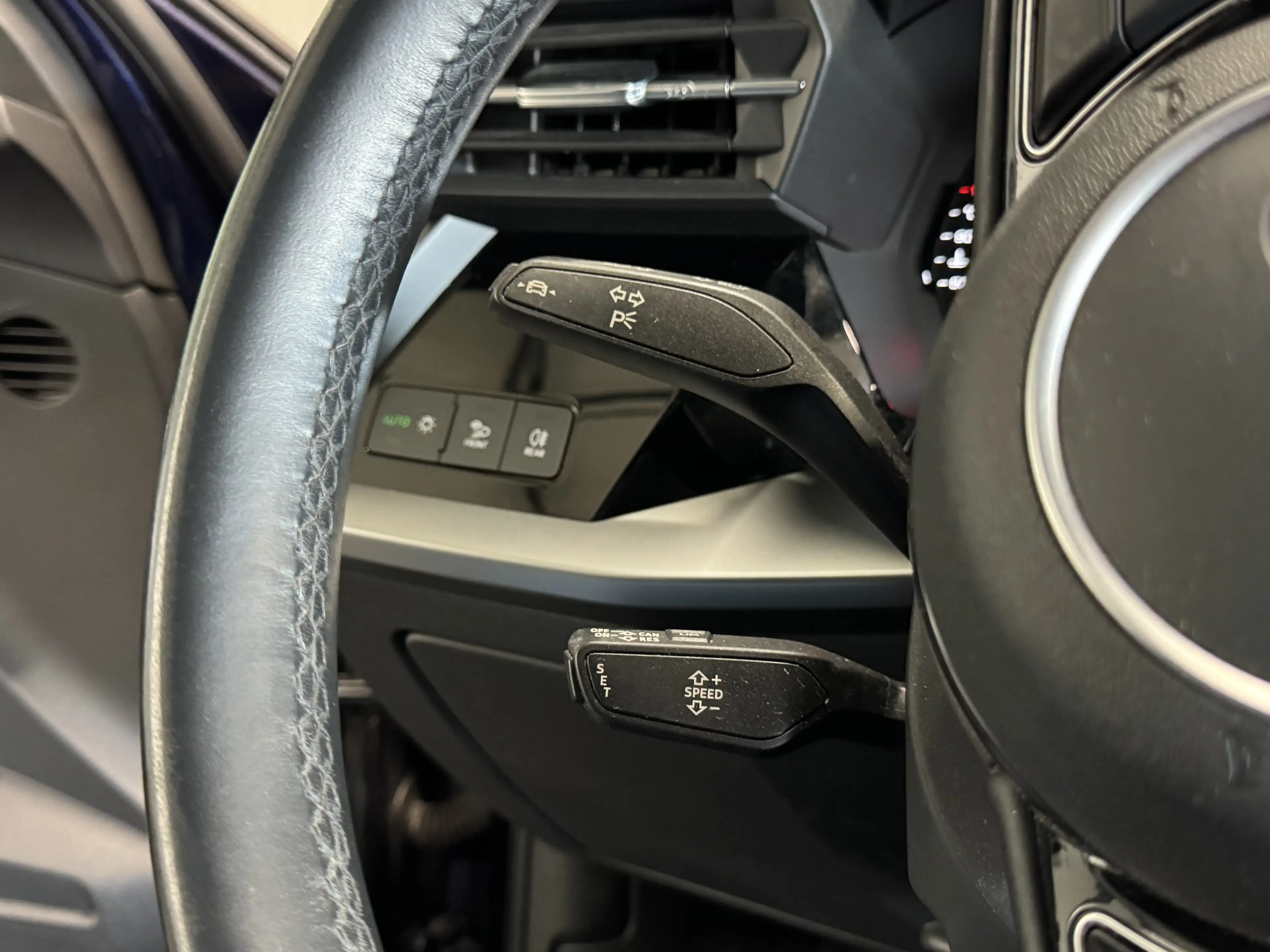 Audi A3 Sportback 30 TFSI S-tronic | Business edition | Na — photo 14