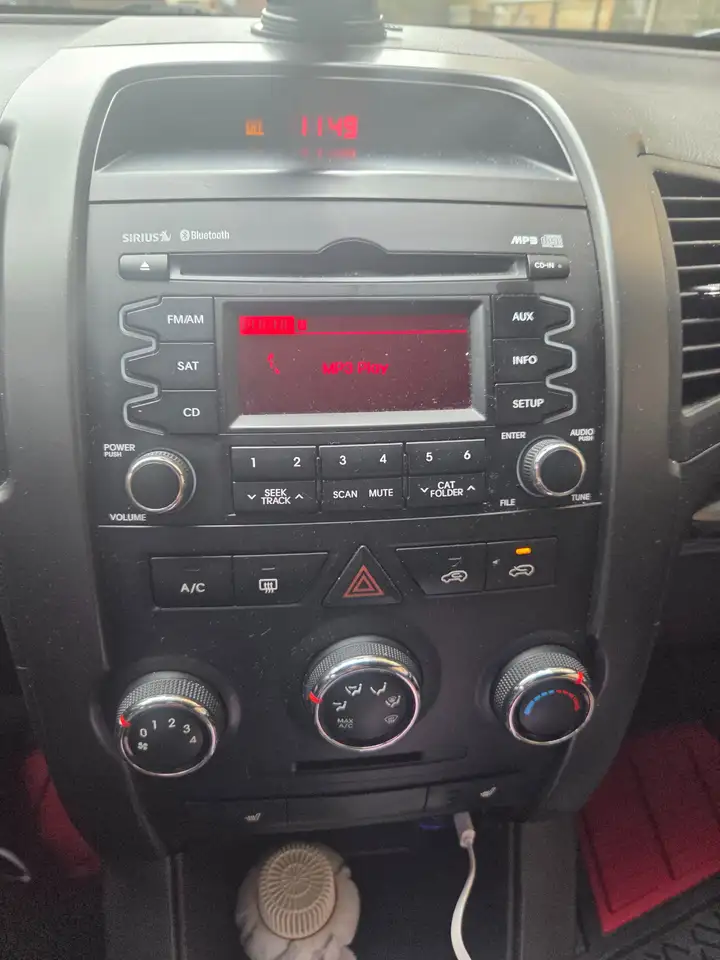 Kia Sorento снимка Kia Sorento