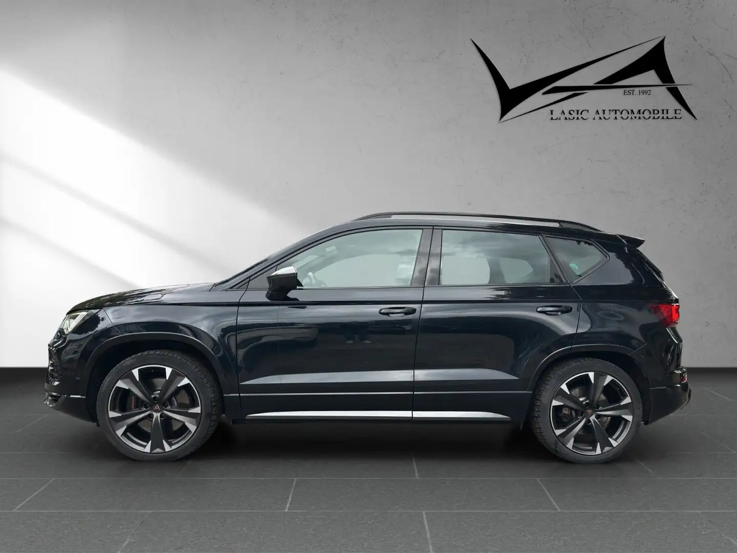 CUPRA Ateca Basis 4Drive Schwarz - 2