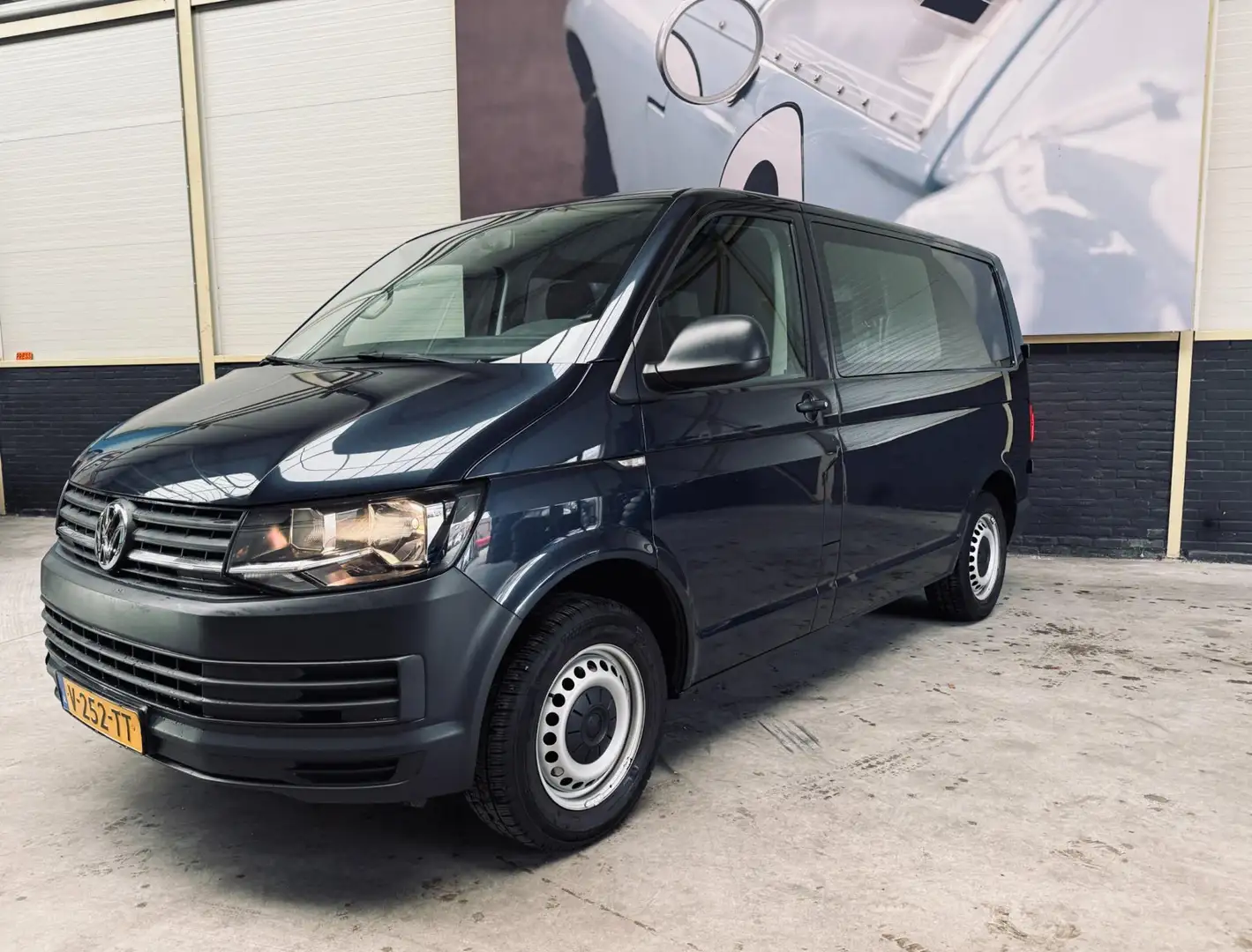 Volkswagen Transporter 2.0 TDI D.C. Comfortline| BPM VRIJ| CAMPER BASIS| - 1
