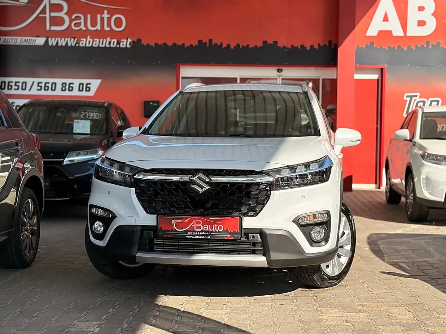 Suzuki S-Cross 1,4 Hybrid ALLGRIP shine Aut. TAGESZULASSUNG Weiß - 2