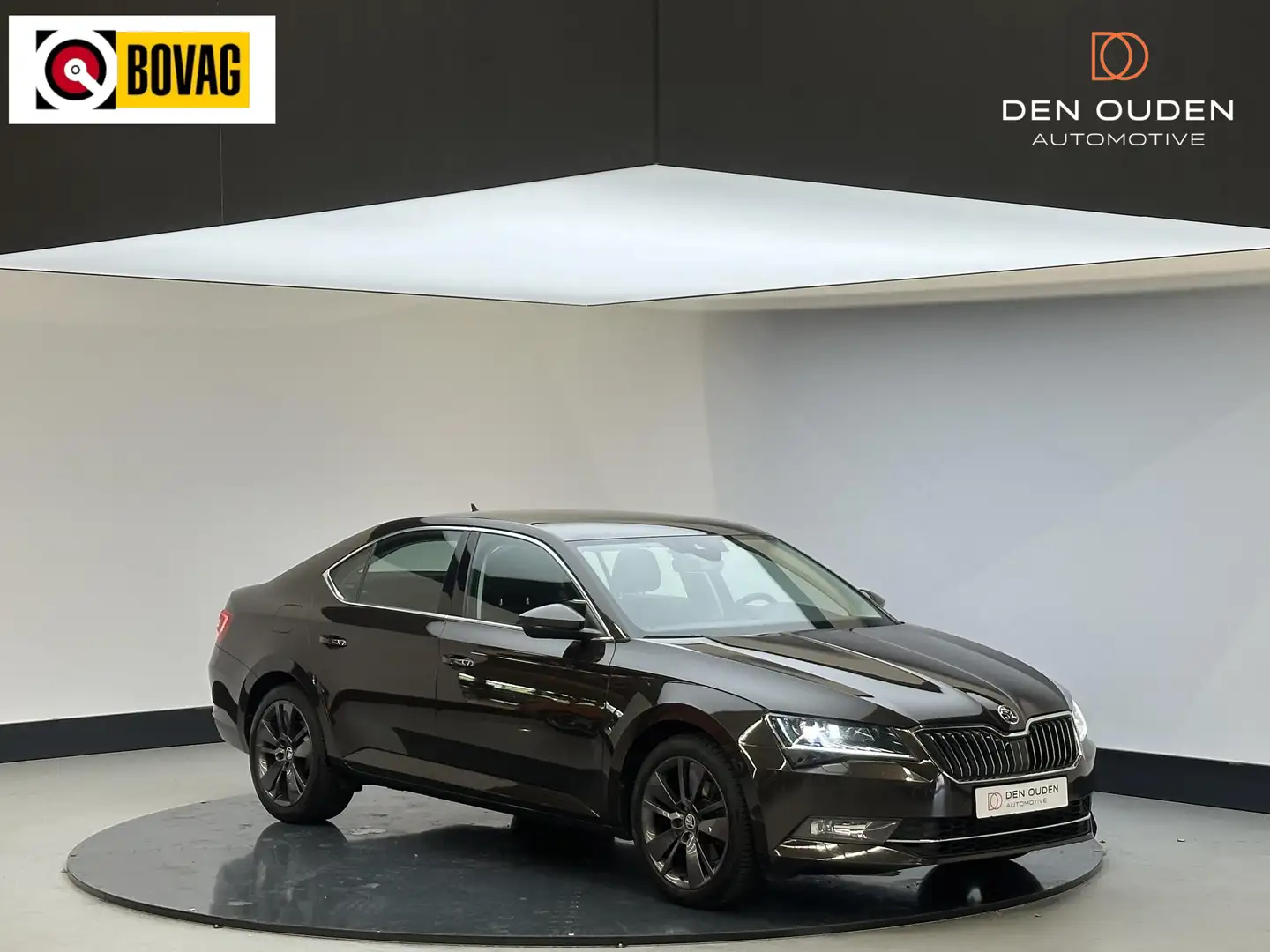 Skoda Superb 1.5 TSI Business Edition | Automaat | Memorystoele Barna - 1