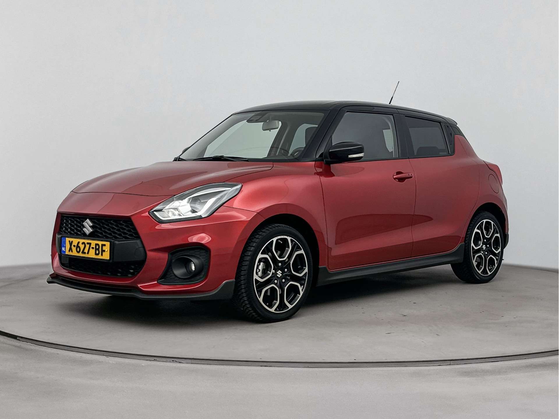 2023 Suzuki SWIFT