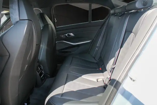 BMW M3 view 7