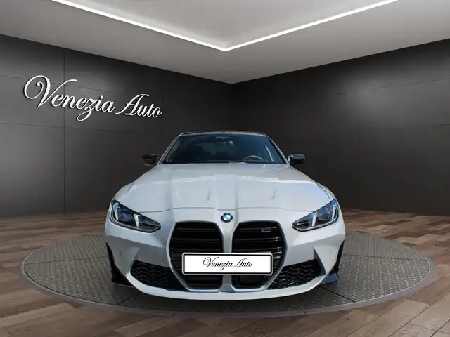 BMW M3 view 2
