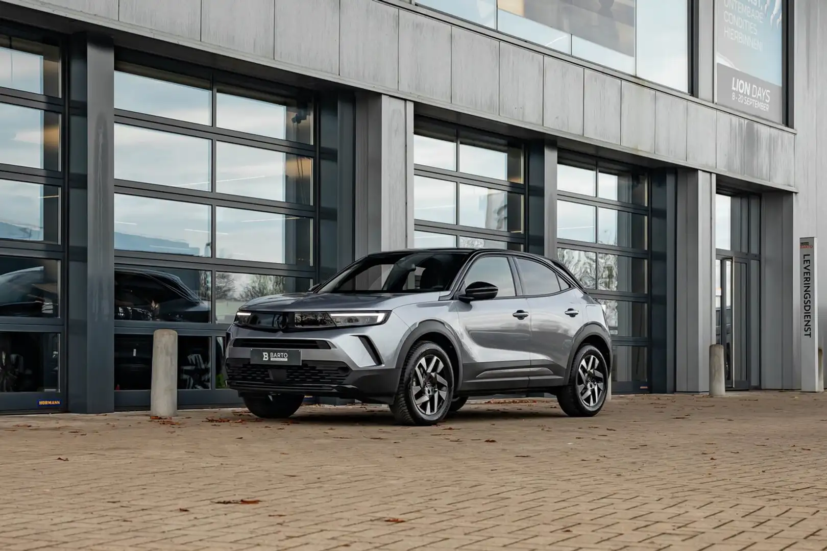 Opel Mokka GS | 100 PK MT | Navi | Camera | Airco | Carpla... Gris - 2