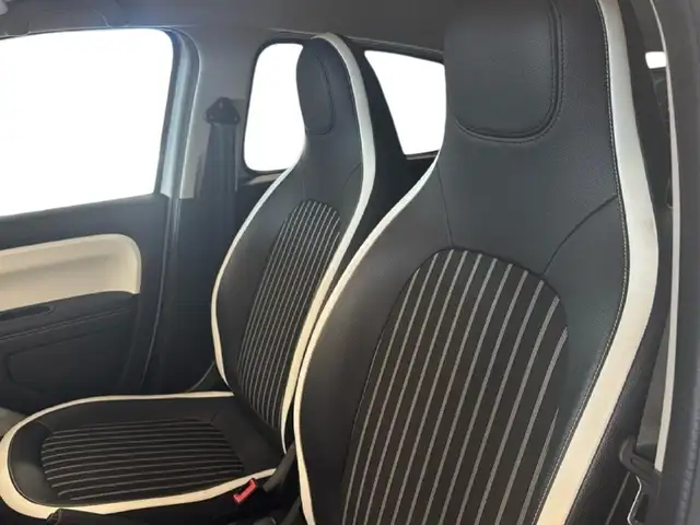 Renault Twingo view 14