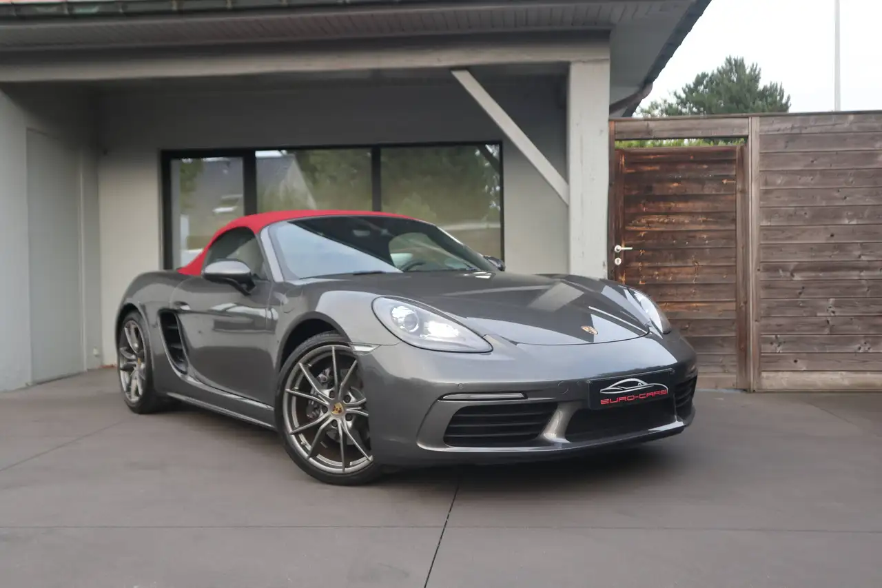 Porsche Boxster Boxster 718 Boxster — photo 14 sur 30