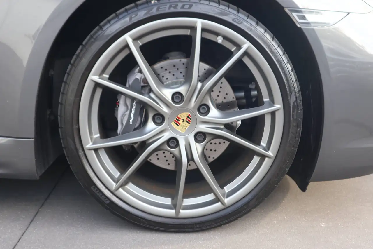Porsche Boxster Boxster 718 Boxster — photo 17 sur 30