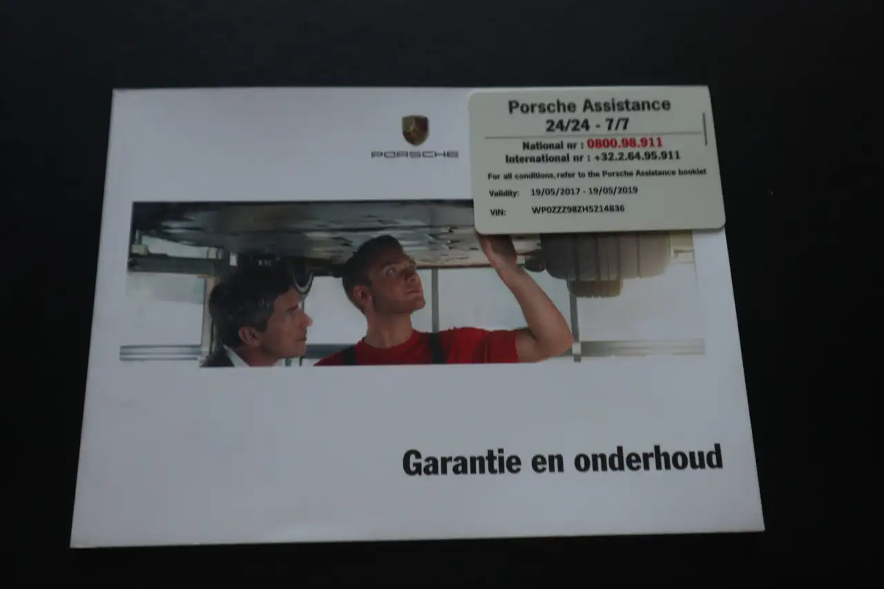 Porsche Boxster Boxster 718 Boxster — photo 29 sur 30