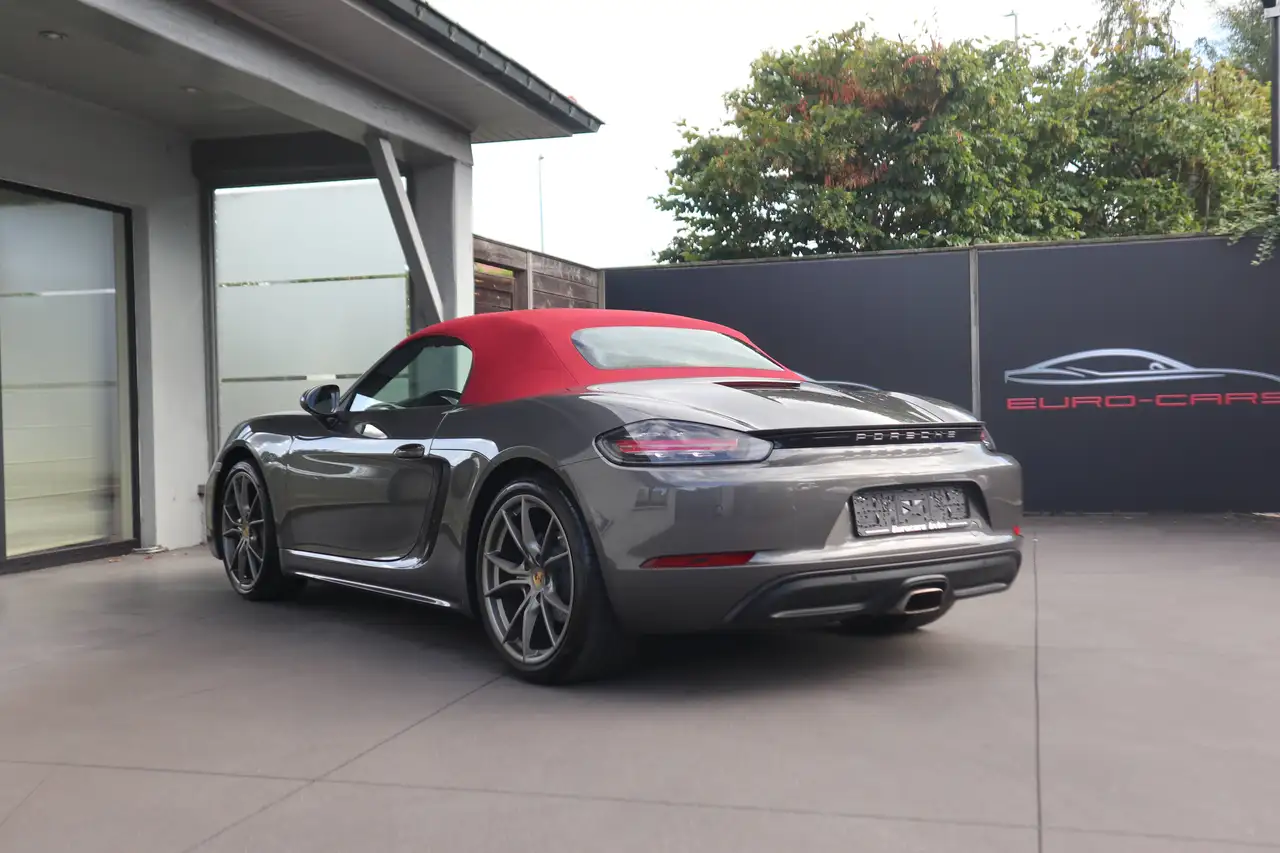 Porsche Boxster Boxster 718 Boxster — photo 11 sur 30