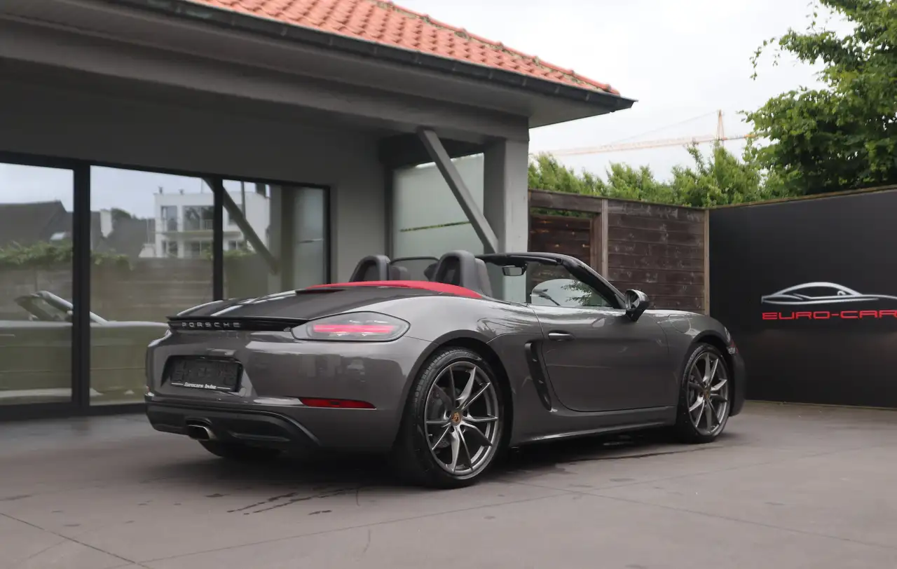 Porsche Boxster Boxster 718 Boxster — photo 8 sur 30