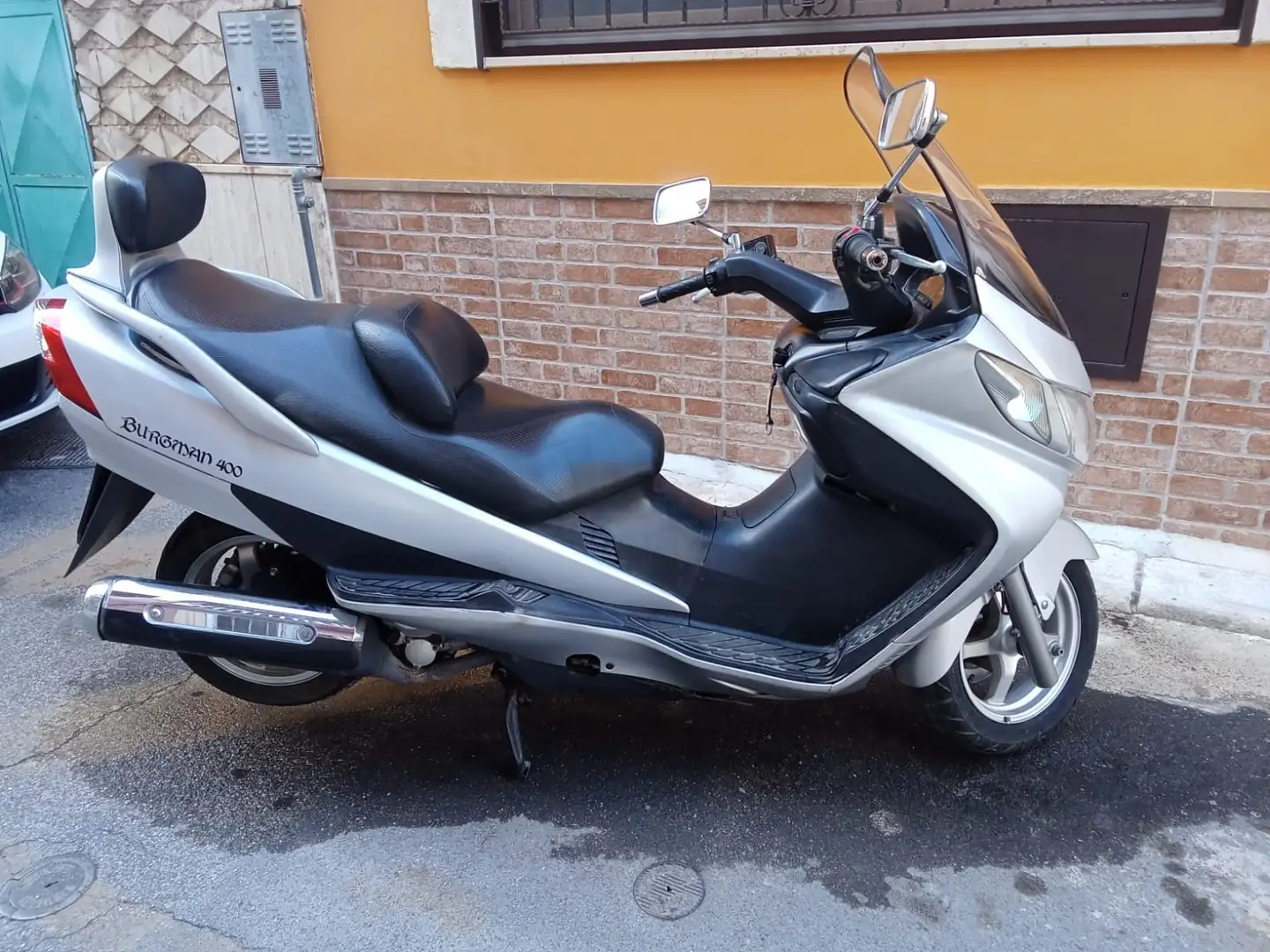 Suzuki Burgman 400 Gris - 2