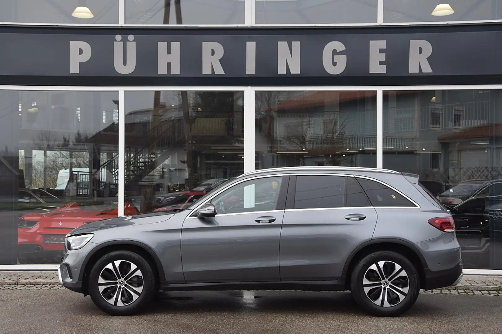 Mercedes-Benz GLC 200 d 4MATIC Aut.*AHK*Kamera* Grau - 1