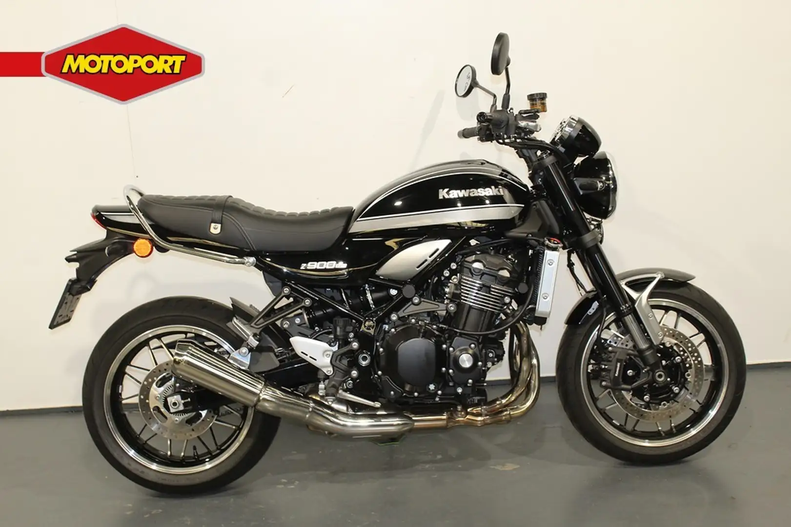 Kawasaki Z900RS Z 900 RS Černá - 1
