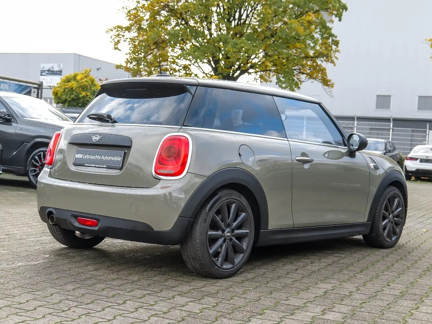 MINI One Blackyard "The next 100 years" LED+SHZ+HiFi+Lichtp Gris - 2