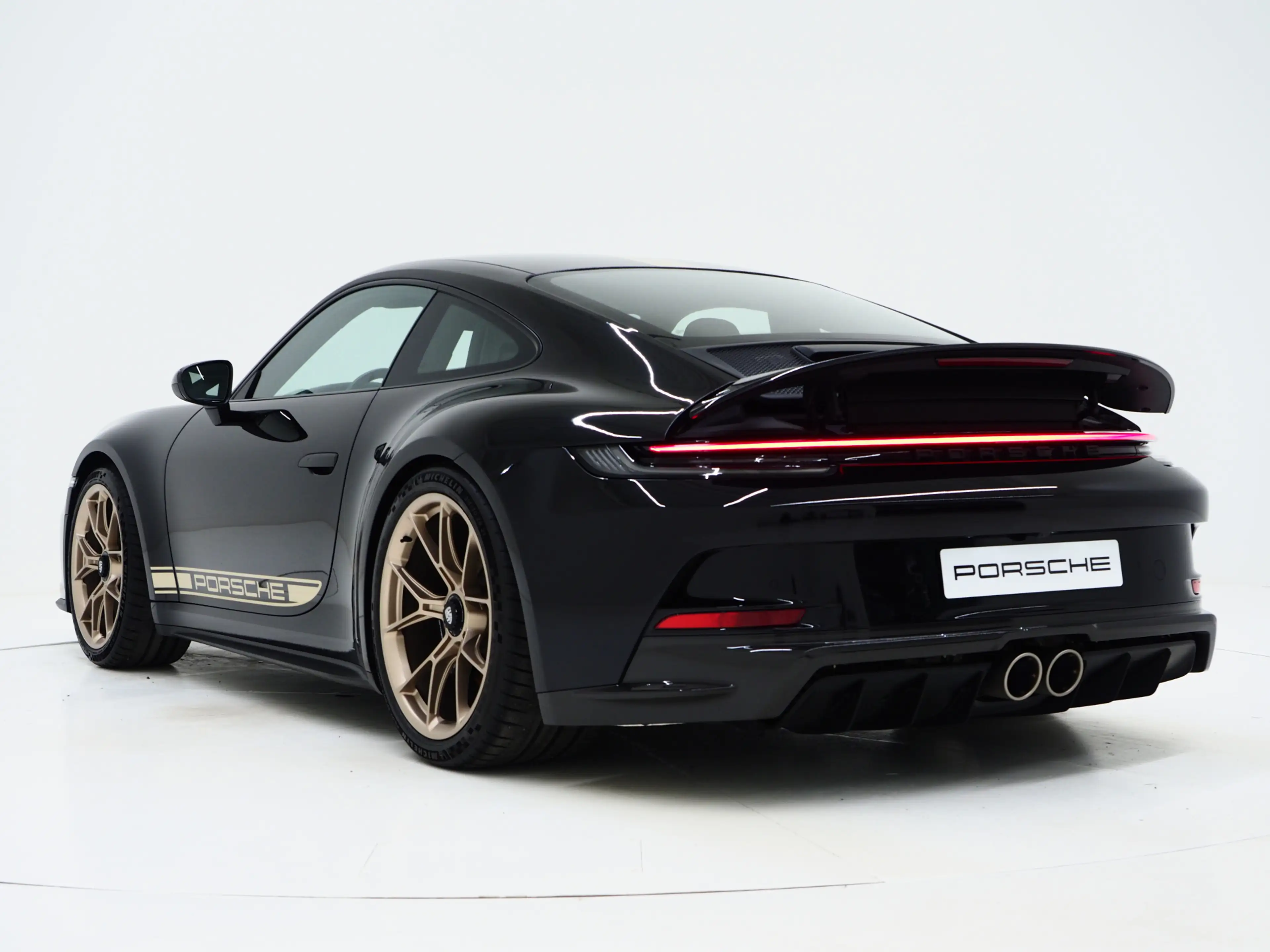 Porsche 992 4.0 GT3 Touring | Akrapovic | PPF | Sports Chrono — photo 4