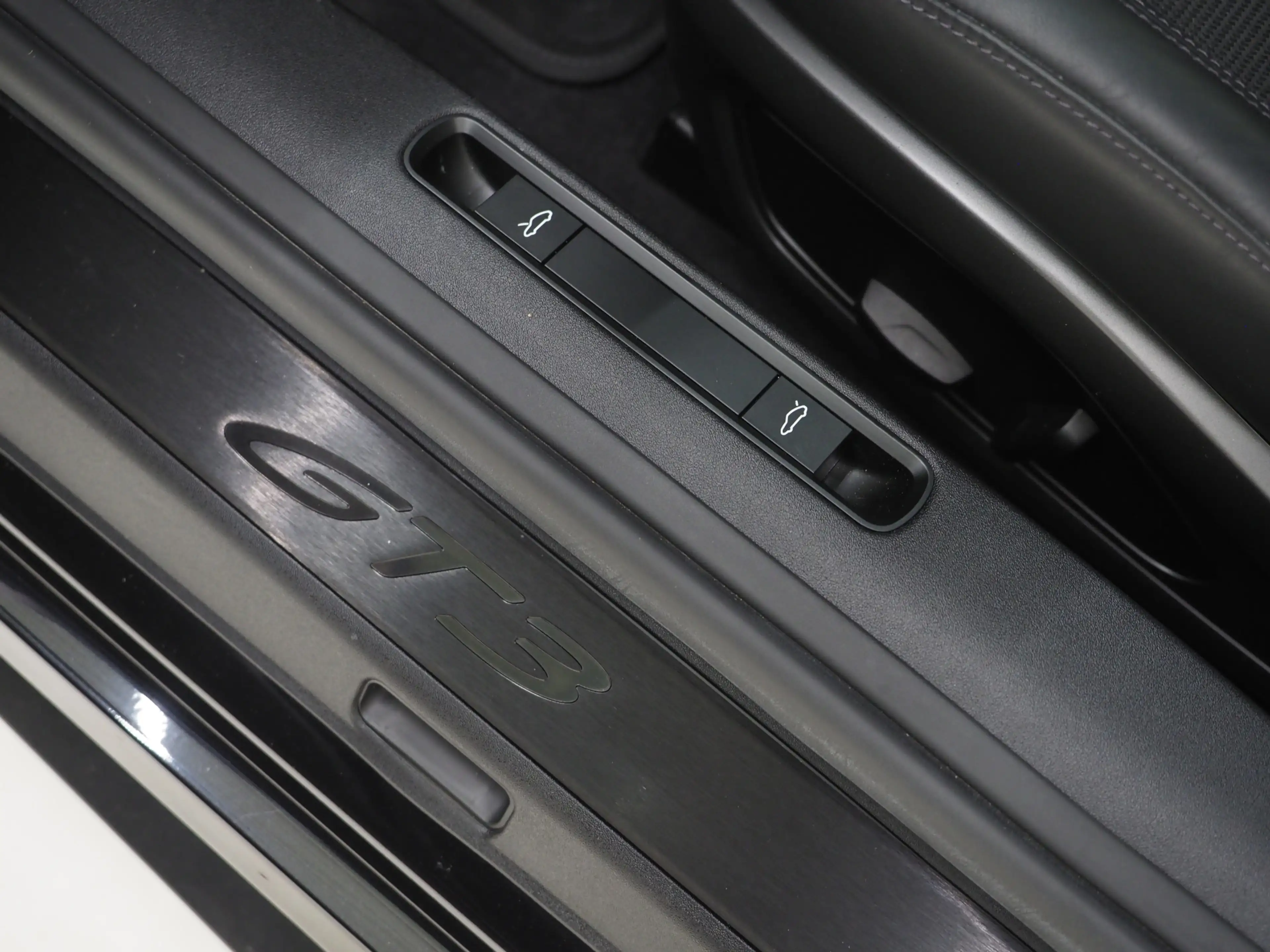 Porsche 992 4.0 GT3 Touring | Akrapovic | PPF | Sports Chrono — photo 30