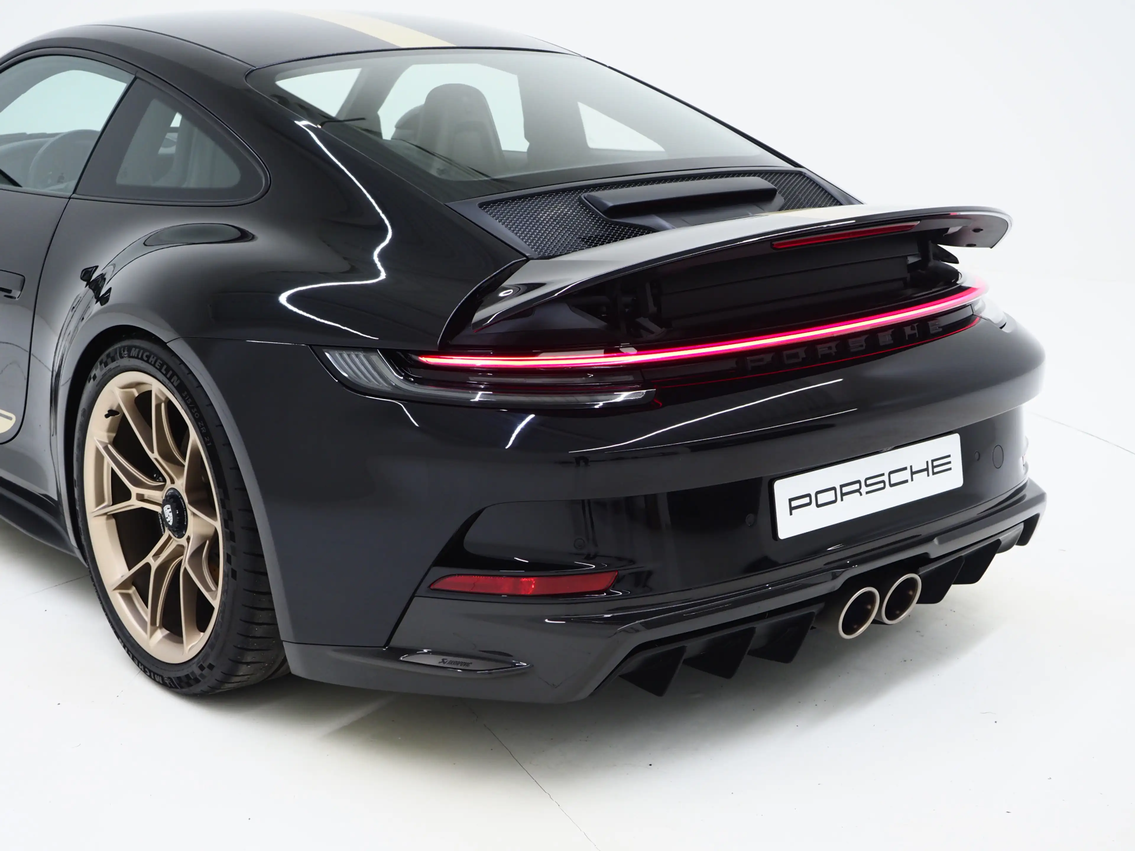 Porsche 992 4.0 GT3 Touring | Akrapovic | PPF | Sports Chrono — photo 16