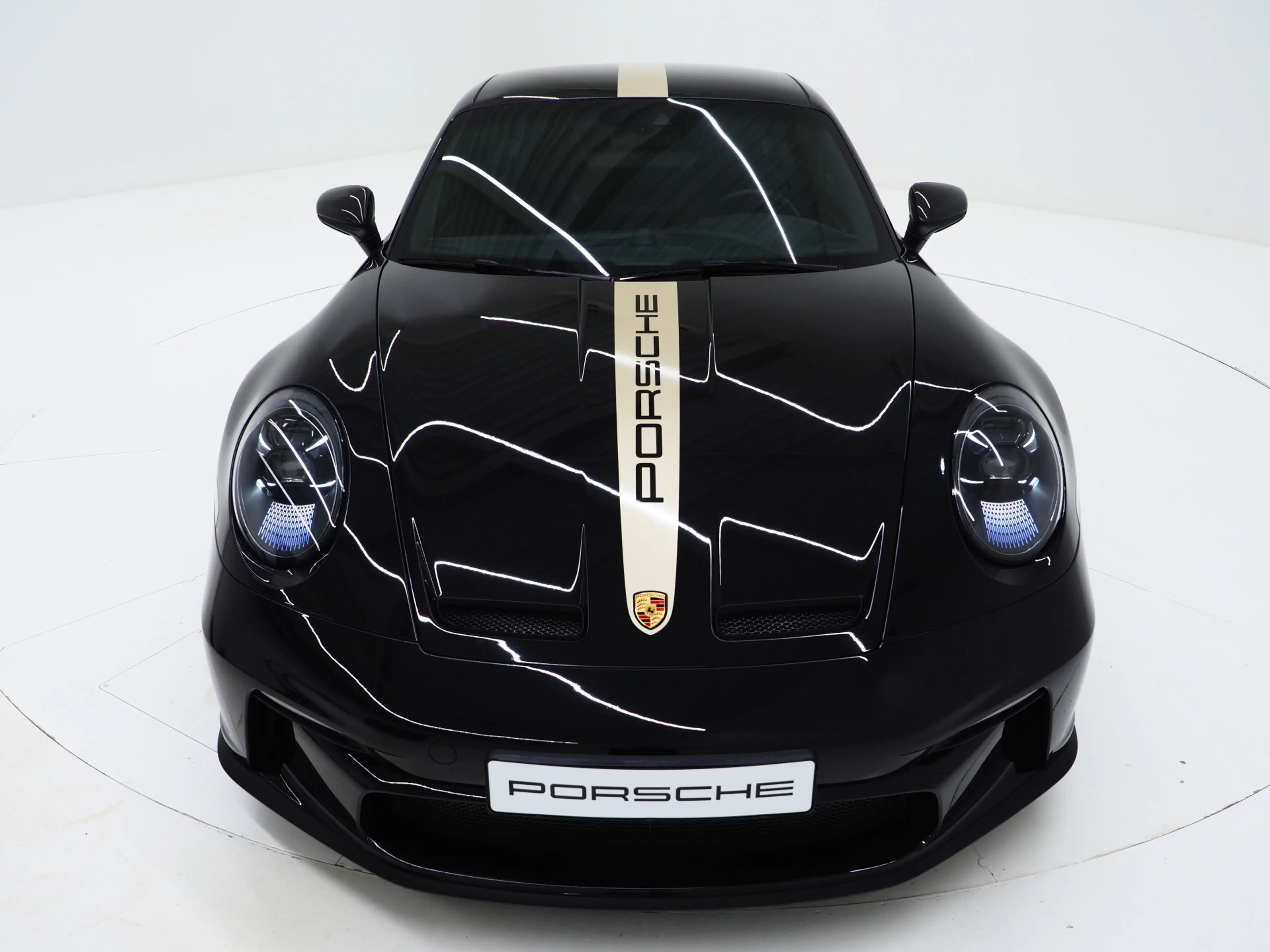 Porsche 992 4.0 GT3 Touring | Akrapovic | PPF | Sports Chrono — photo 20