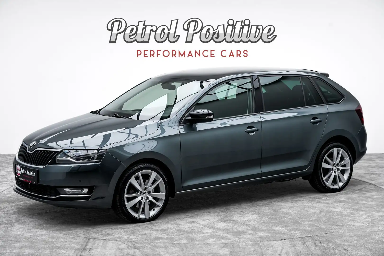Skoda Rapid/Spaceback 1.6 TDI Sportline Green tec Sportsitze*Glasdach*S Grau - 2
