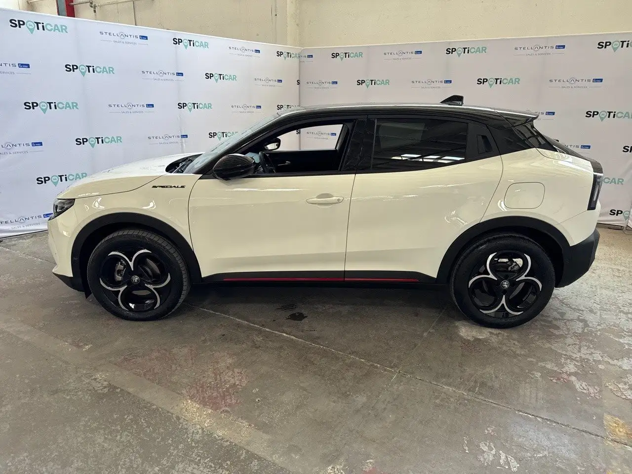 Alfa Romeo Junior 2025