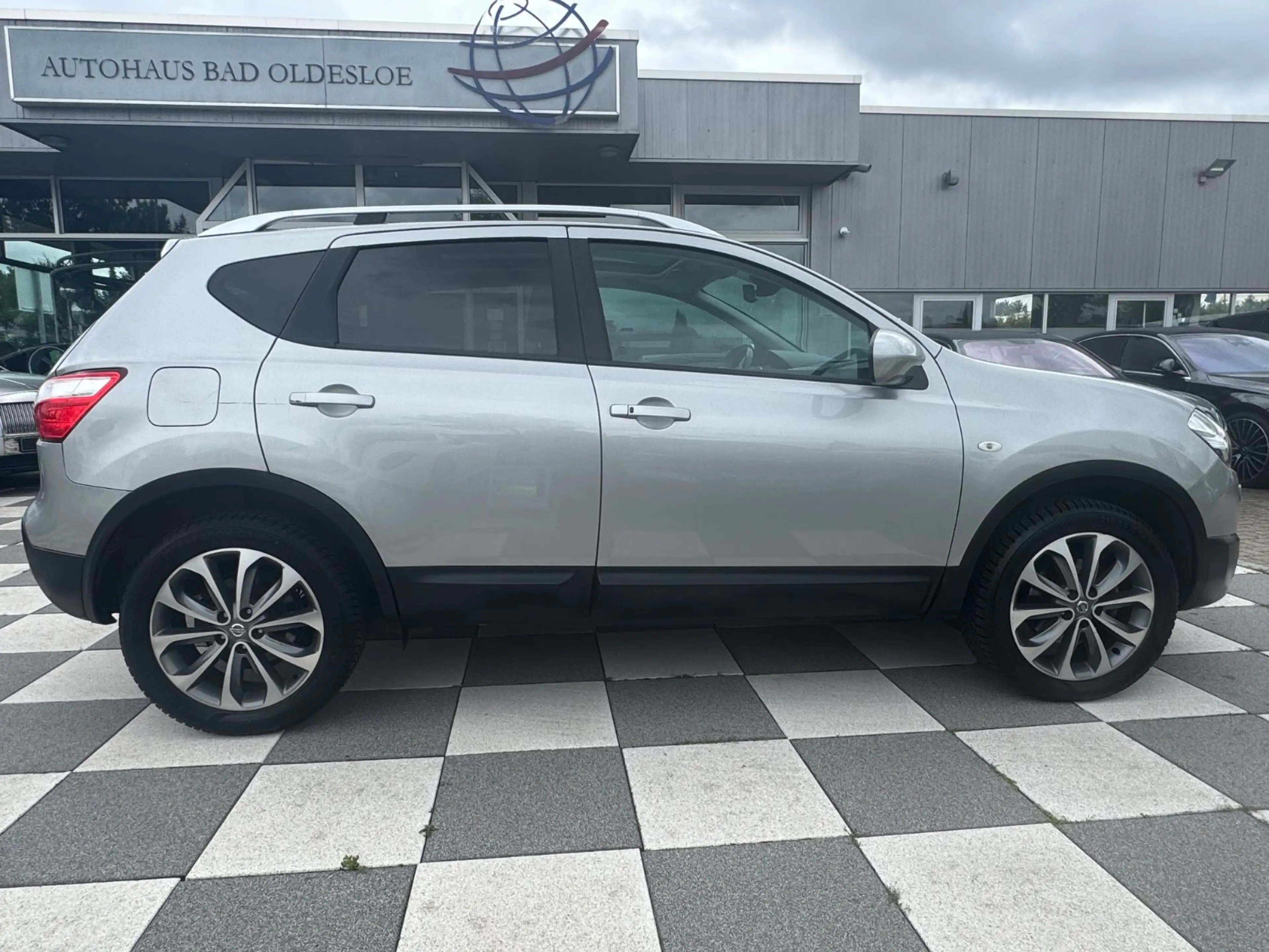 Nissan Qashqai Tekna -1.Hand -Autom. -Pano -Navi -Leder — photo 8