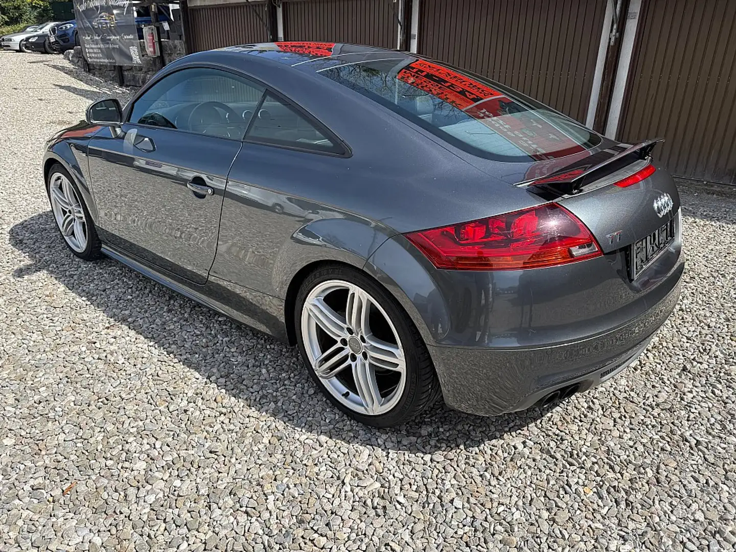 Audi TT Coupé 1,8 TFSI Grau - 2