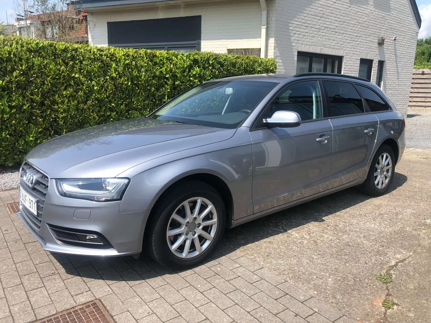 Audi A4 Avant 1.8 TFSI ambiente 78543 km Gris - 1