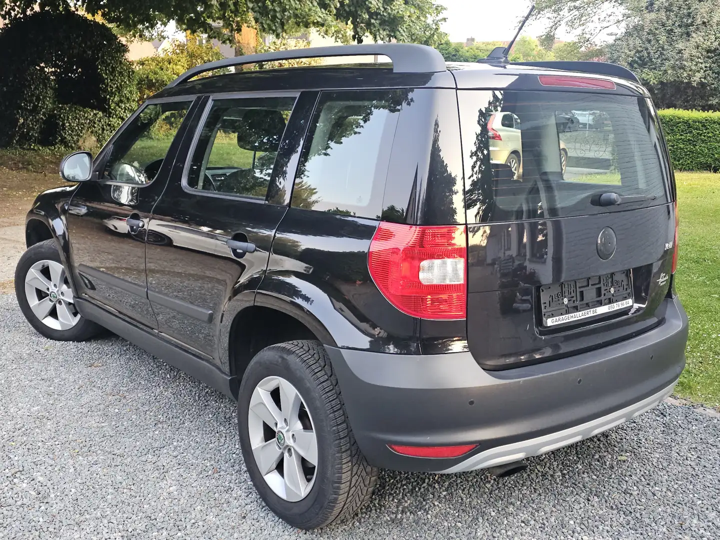 Skoda Yeti 1.2 TSI * 88 000 km * 1 MAIN * GPS+AIRCO+CRUISE * Noir - 2