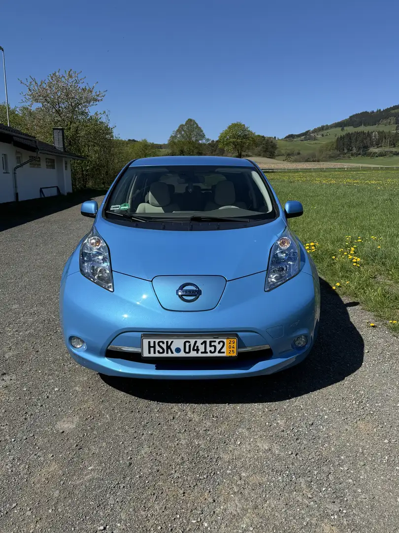 Nissan Leaf - 1