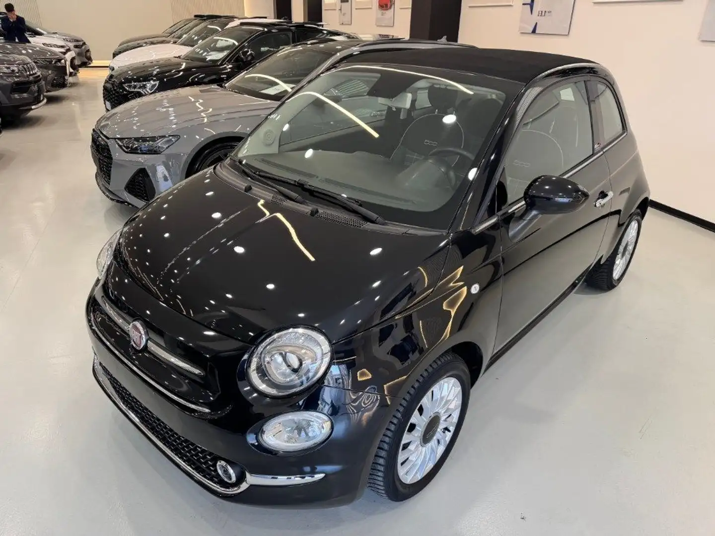Fiat 500C 1.2 Lounge Navigatore + Clima Automatico Чорний - 1