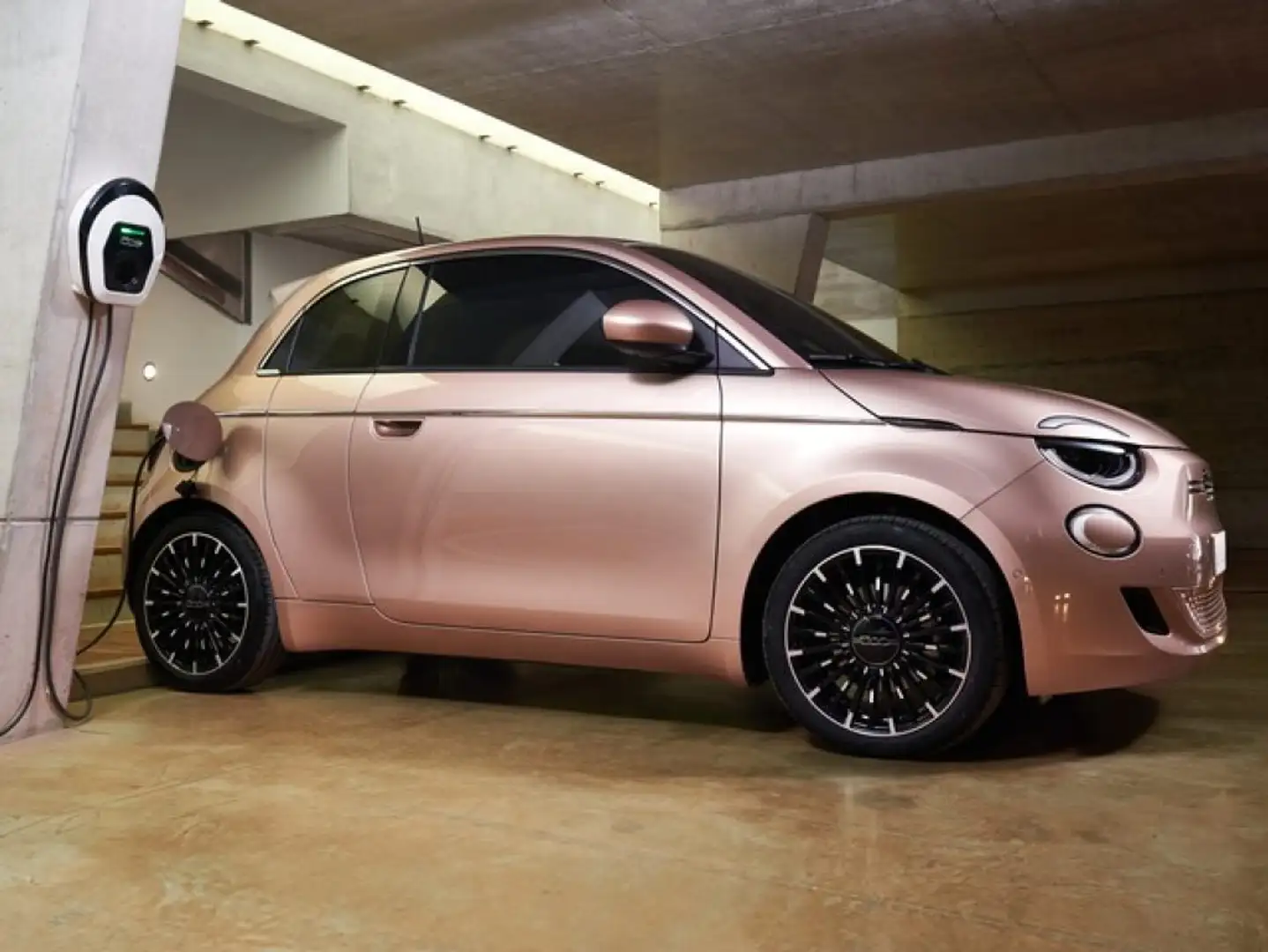Fiat 500e La Prima 3+1 42 kWh Jaune - 1