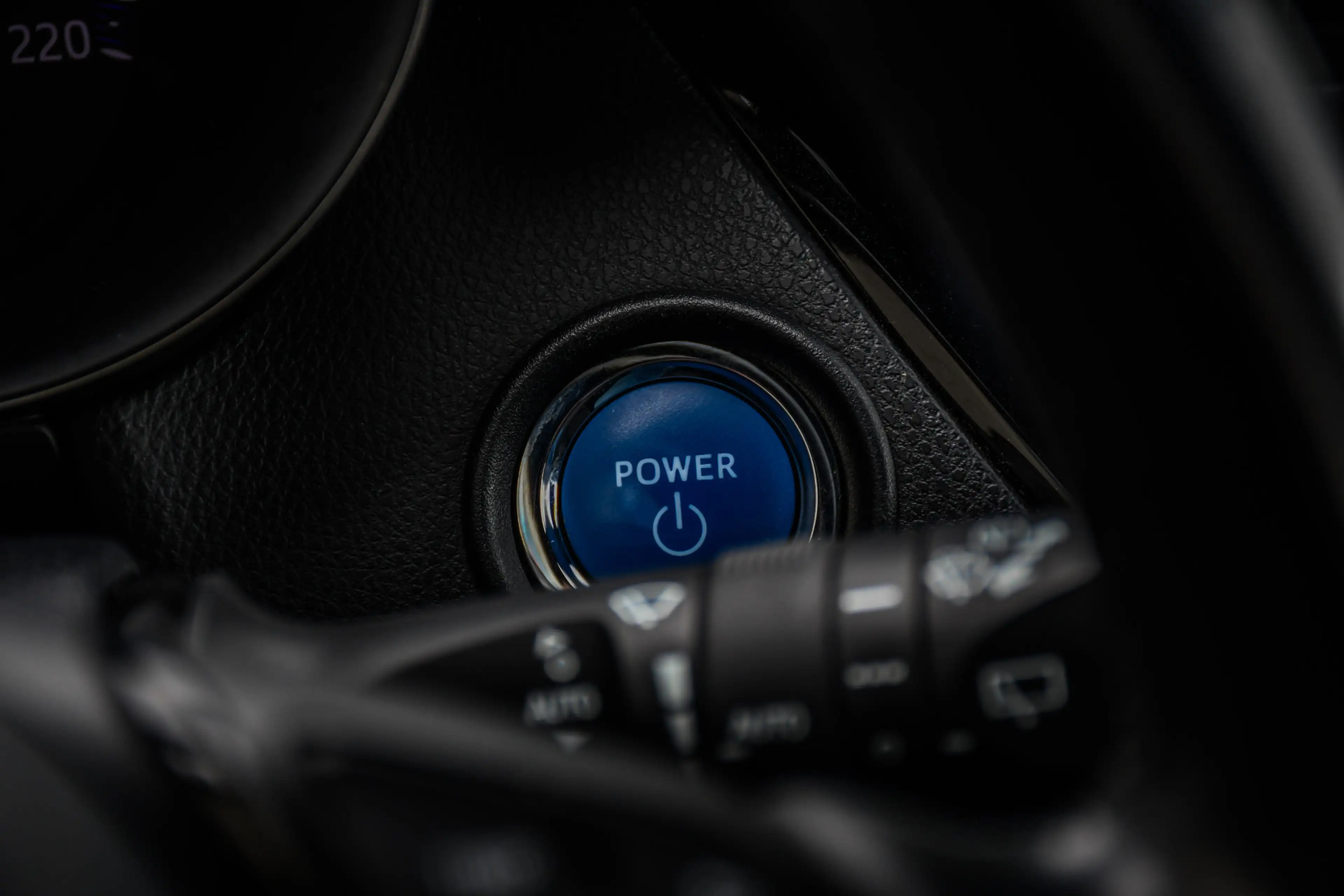 Toyota C-HR 1.8 Hybrid Dynamic — photo 12