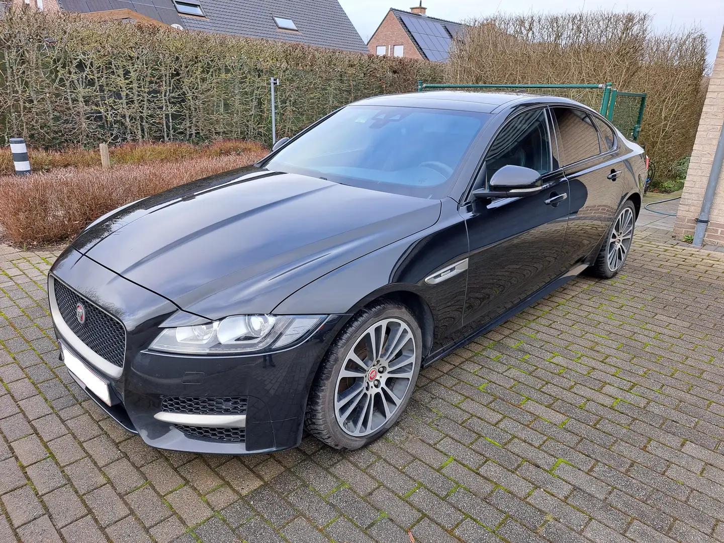 Jaguar XF Zwart - 1