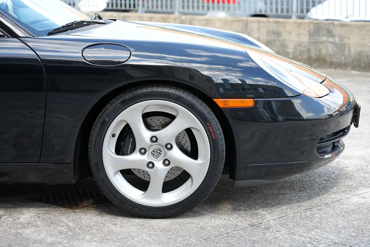 Porsche 911 IV Carrera 996 Coupe Coupe 3.4 Carrera, foto 3