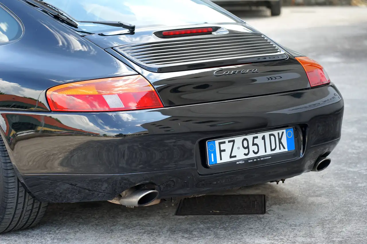 Porsche 911 IV Carrera 996 Coupe Coupe 3.4 Carrera, foto 5