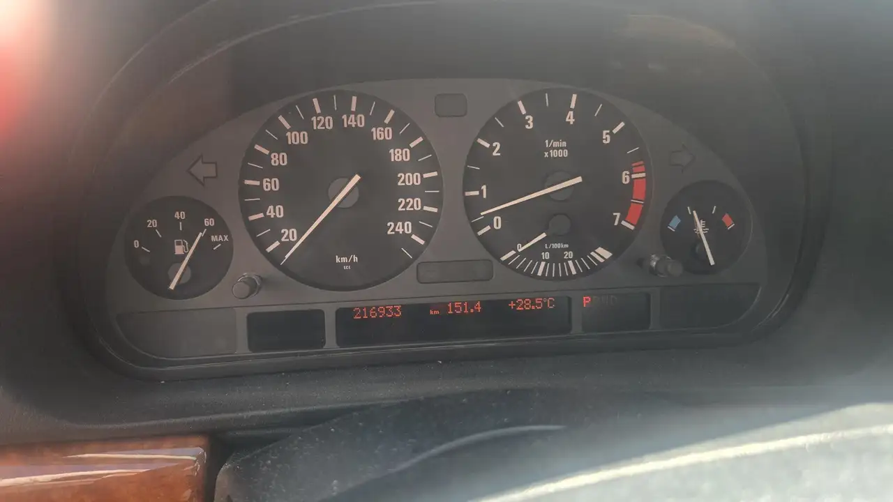 BMW 740iA, foto 5