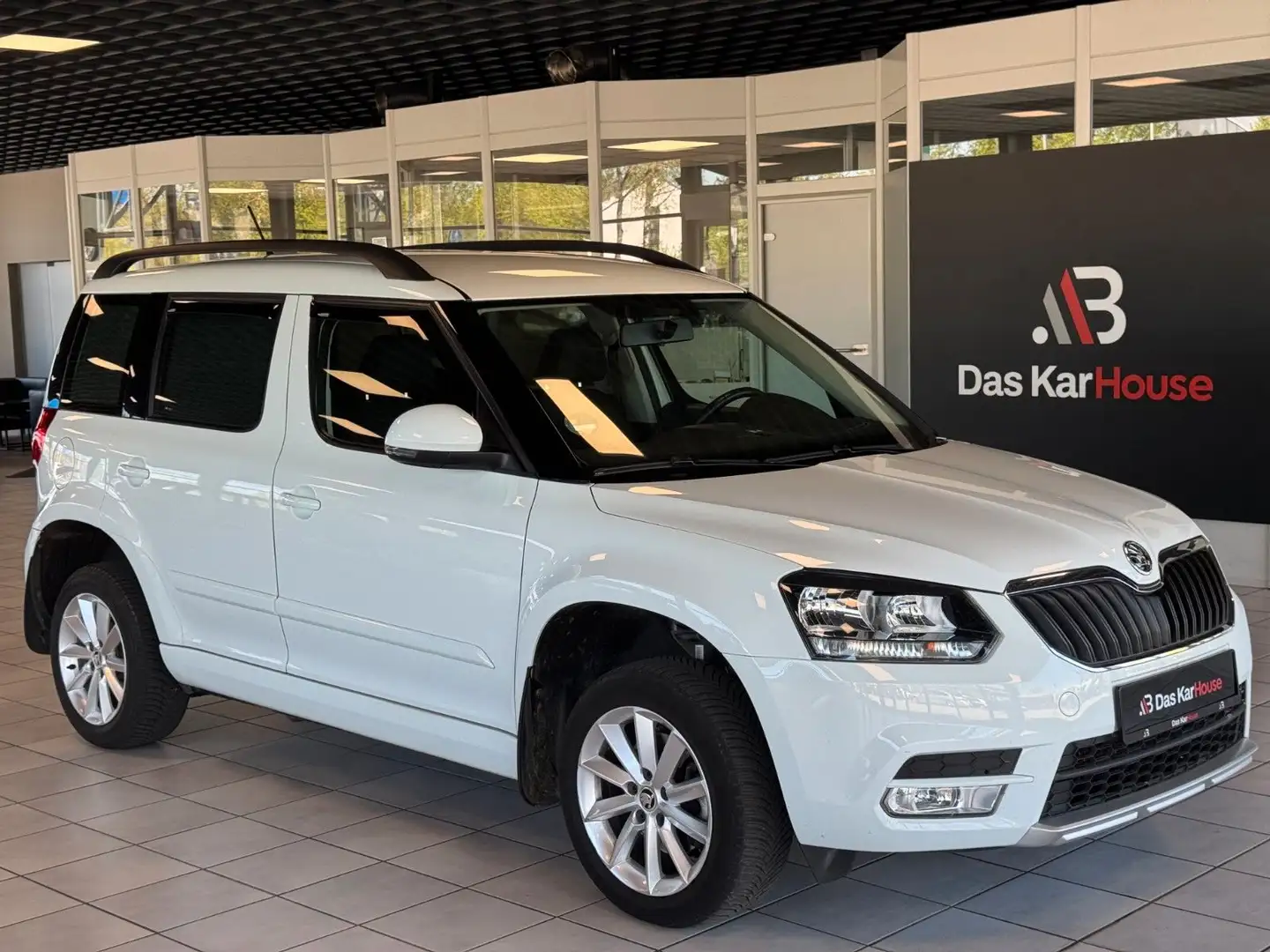 Skoda Yeti 2.0 TDI 4x4 ·Automatik·1 Hand·AHK·TÜV 04/27 Bianco - 1