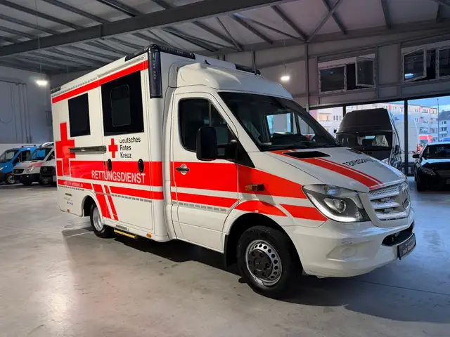 Mercedes-Benz Sprinter II 516 RTW/KTW KOFFER*RETTUNGSFAHRZEUG*