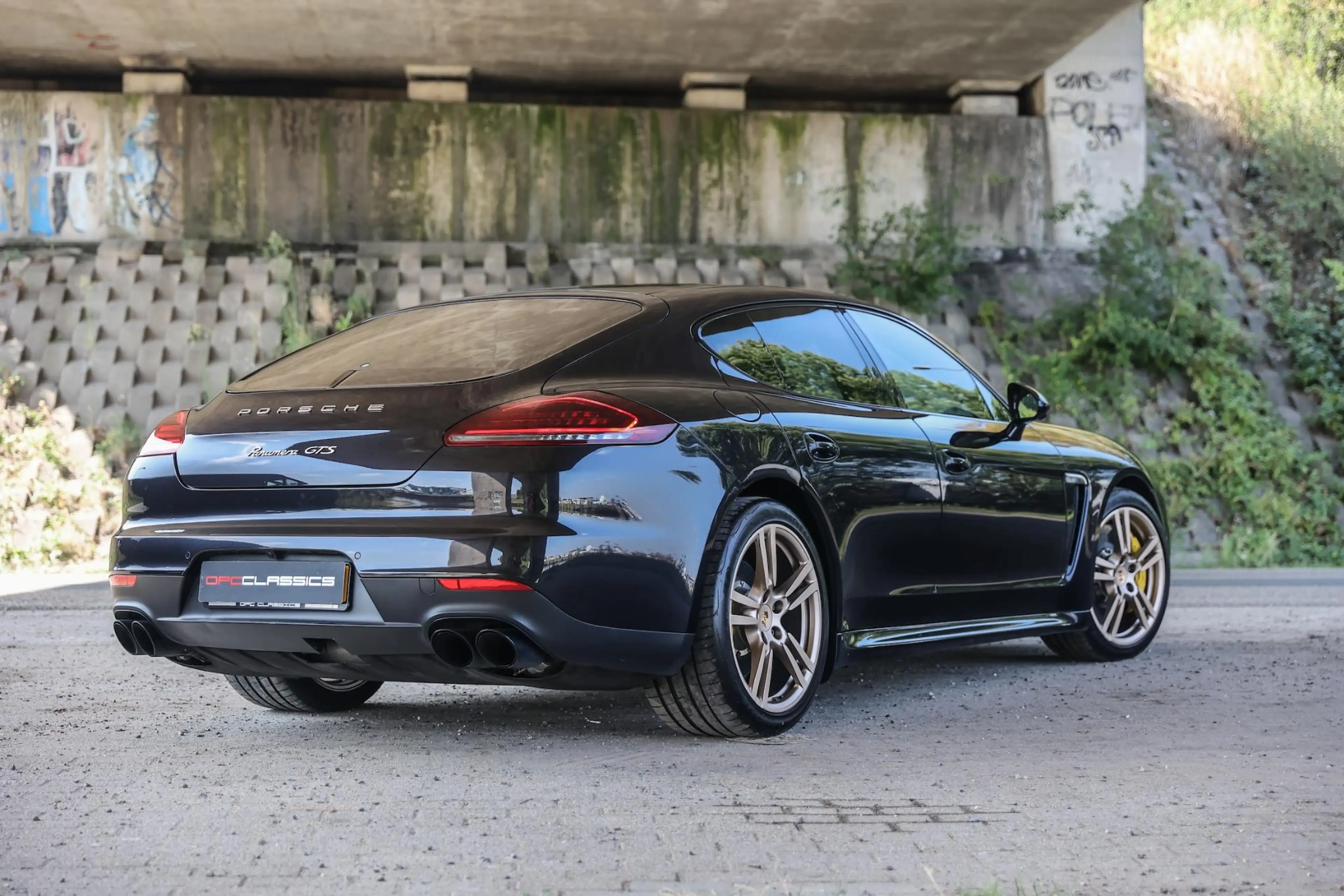 Porsche Panamera 4.8 GTS — photo 5