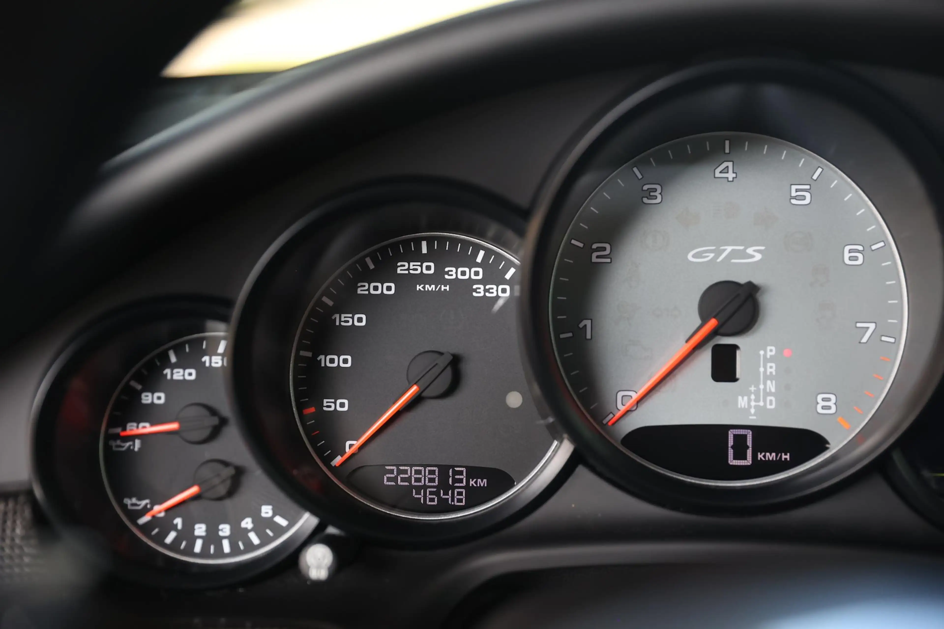 Porsche Panamera 4.8 GTS — photo 14