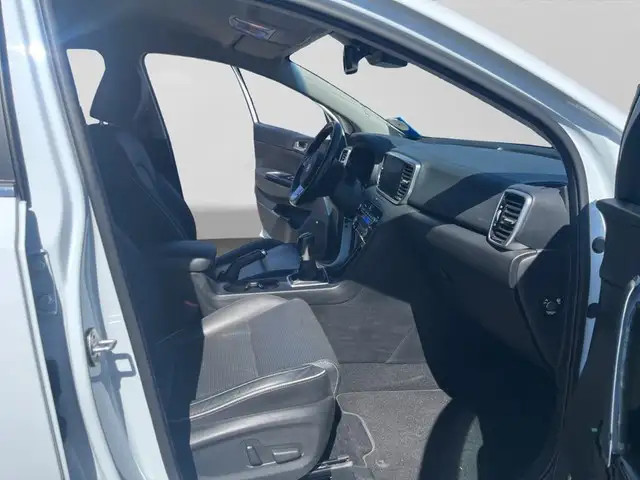 Kia Sportage view 9