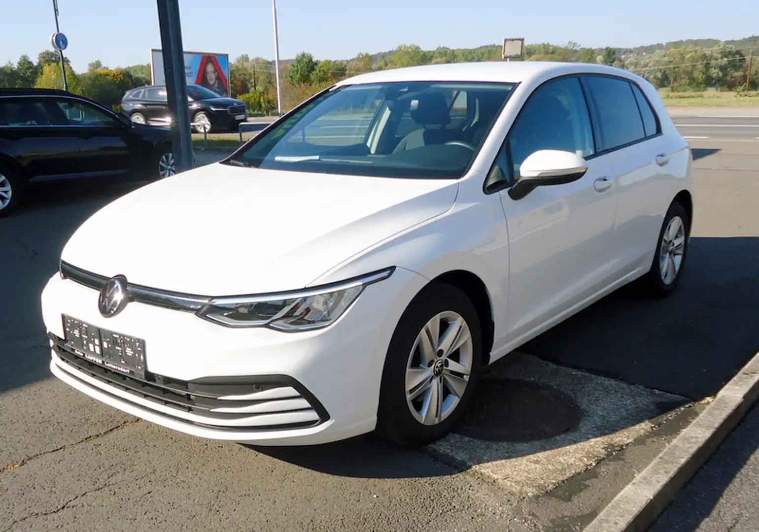 Volkswagen Golf Life mHeV TSI**DSG**LED**Klima**RFK Weiß - 2
